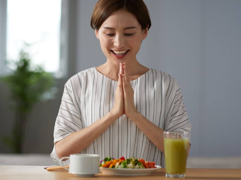drinking water before meals 3 drinking water before meals 3